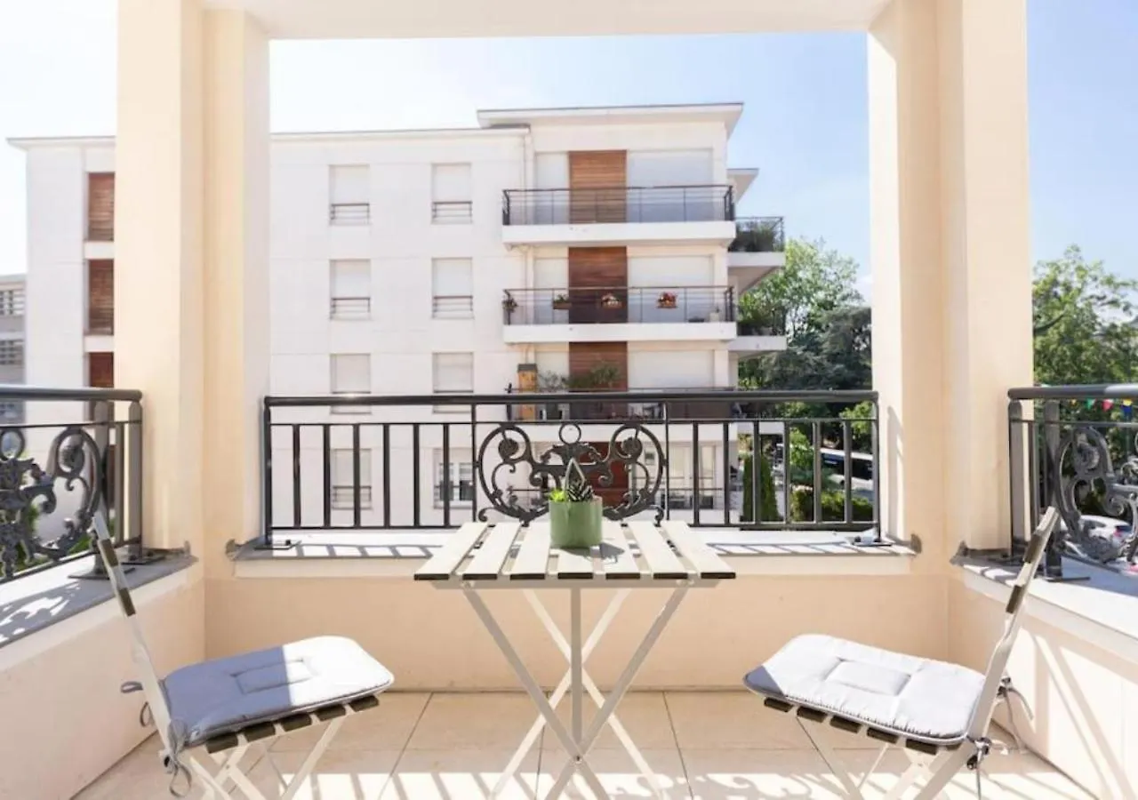 3 Pieces Standing 70 M² - Rer B 20 Min Paris Apartment Le Plessis-Robinson France